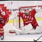 Ljungby 2012-01-06 Ishockey HockeyAllsvenskan IF Troja-Ljungby - Mora IK: Mora avgÃ¶r i sudden death genom ett snÃ¶pligt mÃ¥l pÃ¥ Troja Ljungby mÃ¥lvakt 35 Trevor Koenig.