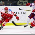 Troja_Huddinge_3-2_Mattias_Persson_dribblar_01